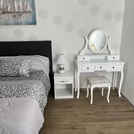 Apartamento Ella *